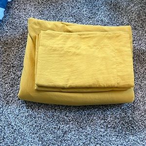 Mustard Queen Duvet Cover